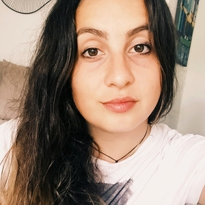 Alexia - Prof de français - Cannes
