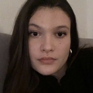 Aurore - Prof d'aide aux devoirs - Angers