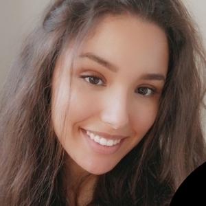 Kenza - Prof d'aide aux devoirs - Douchy-les-Mines