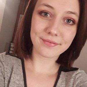 Luna - Prof de maths - Liège
