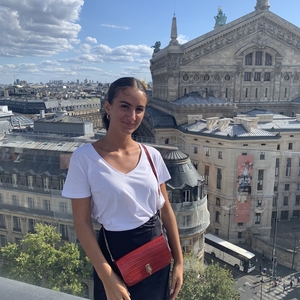 Léa - Prof d'aide aux devoirs - Saint-Maur-des-Fossés