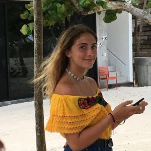 Marie - Prof de maths - Paris