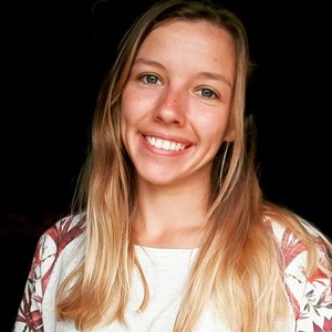 Justine - Prof de français - Rumes