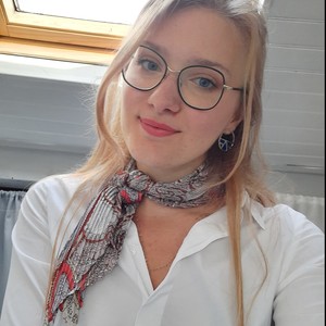 Axelle - Prof d'italien - Seclin