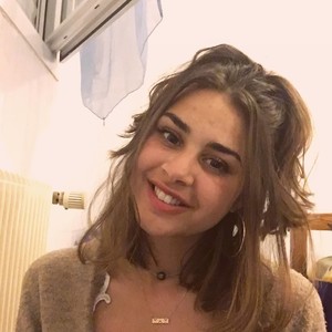 Anissa - Prof de français - Bayonne