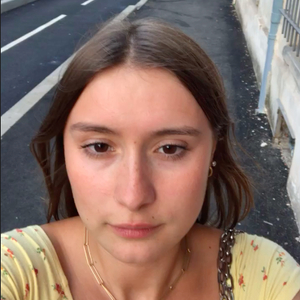 Léna - Prof de français - Montpellier