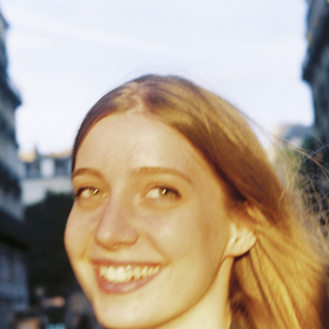 Julie - Prof de dessin - Paris