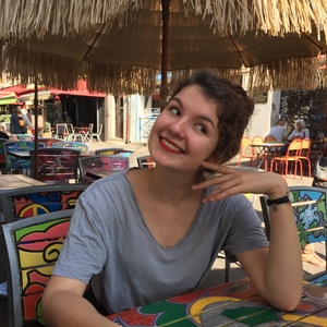 Maïalen - Prof de SES - Paris