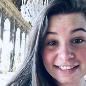 Alyssa - Prof d'aide aux devoirs - Antony