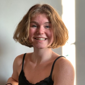 Elina - Prof d'anglais - Valence-sur-Baïse