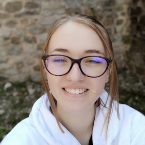 Eloise - Prof de dessin - Parentis-en-Born