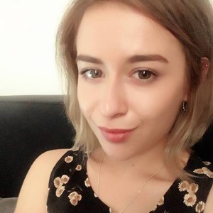 Emilie - Prof d'anglais - Montreuil