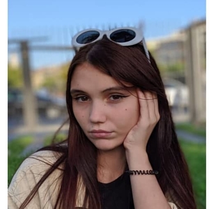 Maria - Prof de russe - Paris