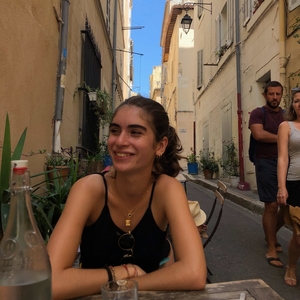Léa - Prof de compréhension orale - italien - Lyon