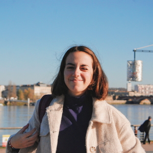 Joséphine - Prof de traduction - anglais - Bordeaux