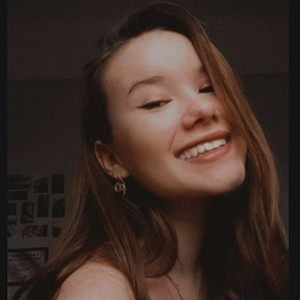 Anaelle - Prof d'anglais - Vénissieux