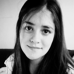 Agustina - Prof de physique - chimie - Joinville-le-Pont