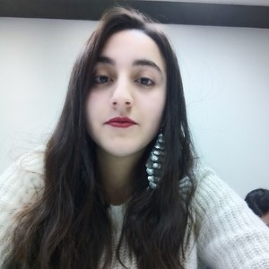 Bouchra - Prof de maths - Orléans