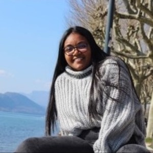 Esther - Prof de lecture - Le Cheylas