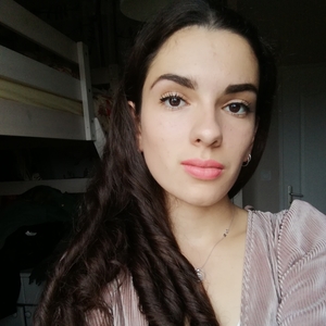 Aline - Prof de maths - Graveson