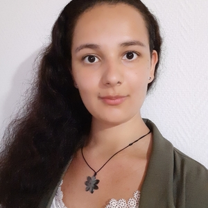 Leïla - Prof d'aide aux devoirs - Villeurbanne