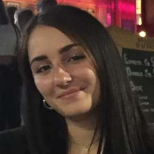 Anya - Prof d'anglais - Tours