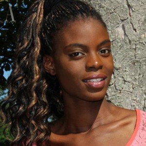 Emilie - Prof de physique - chimie - Bagneux