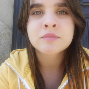Yelen - Prof de biologie - Le Passage