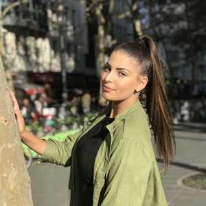 Sarah - Prof de lecture - Paris