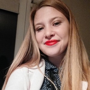 Eloise - Prof d'espagnol - Eyzin-Pinet