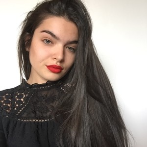 Julie - Prof de français - Lescheraines
