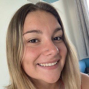 Lisa-Marie - Prof de biologie - Saivres
