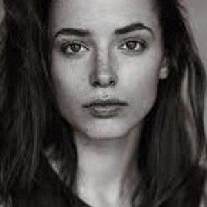 Chloé - Prof d'aide aux devoirs - Saint-Privat-des-Vieux