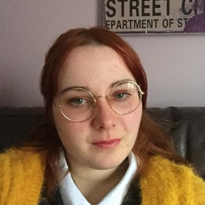 Laura - Prof de vocabulaire - anglais - Metzervisse