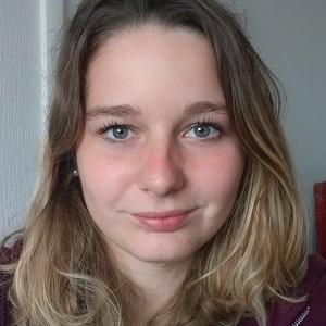 Cecile - Prof d'aide aux devoirs - Buxerolles