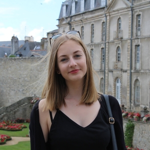 Cassandra - Prof d'aide aux devoirs - Ostwald