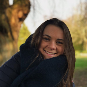 Clara - Prof d'aide aux devoirs - La Haye-Malherbe