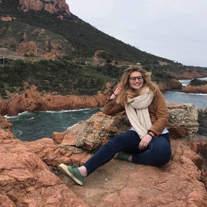 Eva - Prof de sciences sociales - Mouans-Sartoux