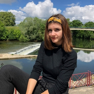 Mathilde - Prof de physique - Bordeaux