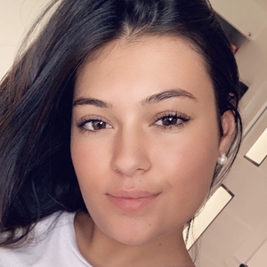 Chloé - Prof d'aide aux devoirs - Givors