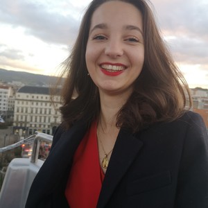 Astrid - Prof de maths - Saint-Étienne