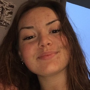 Lisa - Prof d'aide aux devoirs - Flins-sur-Seine