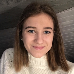 Sarah - Prof de marketing - Toulouse