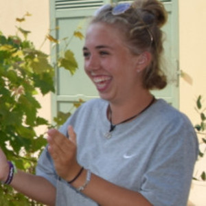 Marilou - Prof d'aide à la rédaction de cv - lettre de motivation - Nîmes