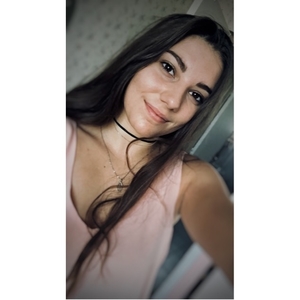 Cyrielle - Prof de français - Six-Fours-les-Plages