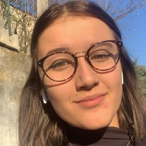 Laurie - Prof d'aide aux devoirs - Tourcoing