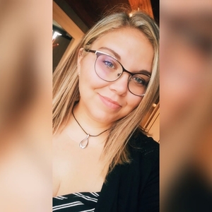 Adeline - Prof d'art floral - Saint-Riquier-en-Rivière