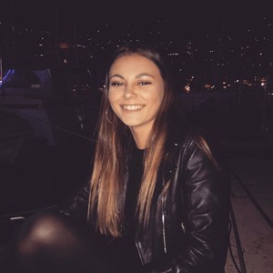 Lisa - Prof d'aide aux devoirs - Menton