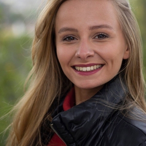 Louise - Prof de maths - Bonneval