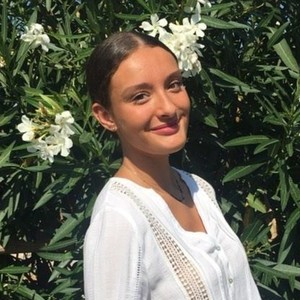 Anissa - Prof d'anglais - Fabrègues